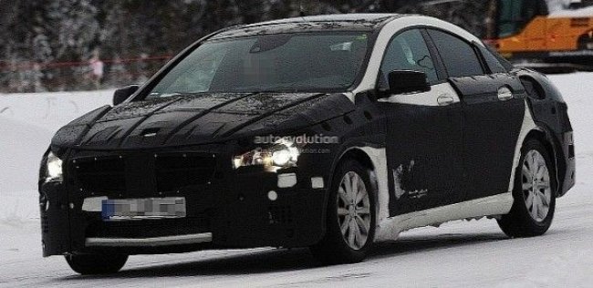Mercedes CLC вышел на зимние тесты