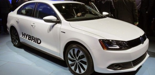 Седан Volkswagen Jetta стал гибридом
