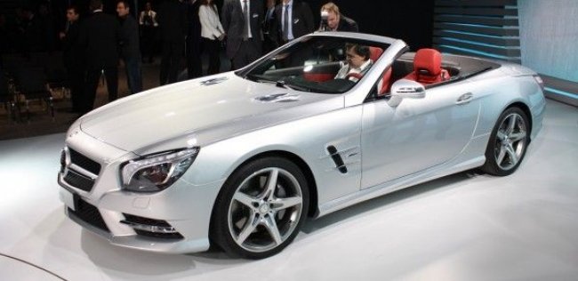Mercedes-Benz SL стал на 140 кг легче