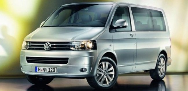 Volkswagen выпустил спецверсию Multivan Match к ЧЕ-2012