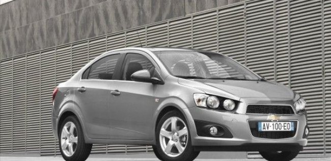 Объявлены российские цены на новый седан Chevrolet Aveo