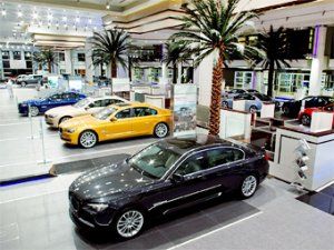 Самый большой в мире салон BMW открылся в Абу-Даби